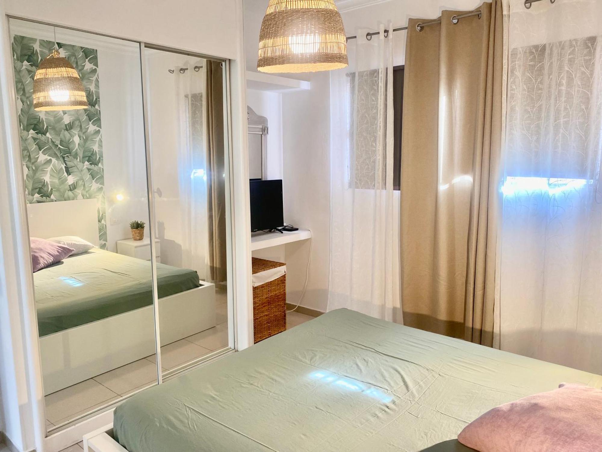 Heart And Soul Apartment Сан Мигел де Абона Екстериор снимка